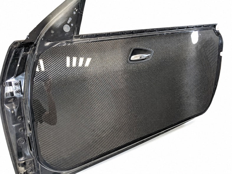 Panneaux de portes carbone e92