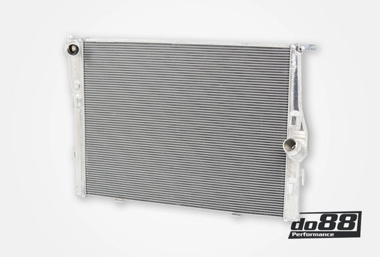 BMW M3 E90 E92 Radiateur de moteur Aluminium DO88