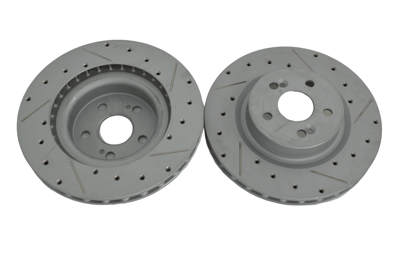 Disques de frein rainurés et percés pour CLIO III R.S et MEGANE II R.S.